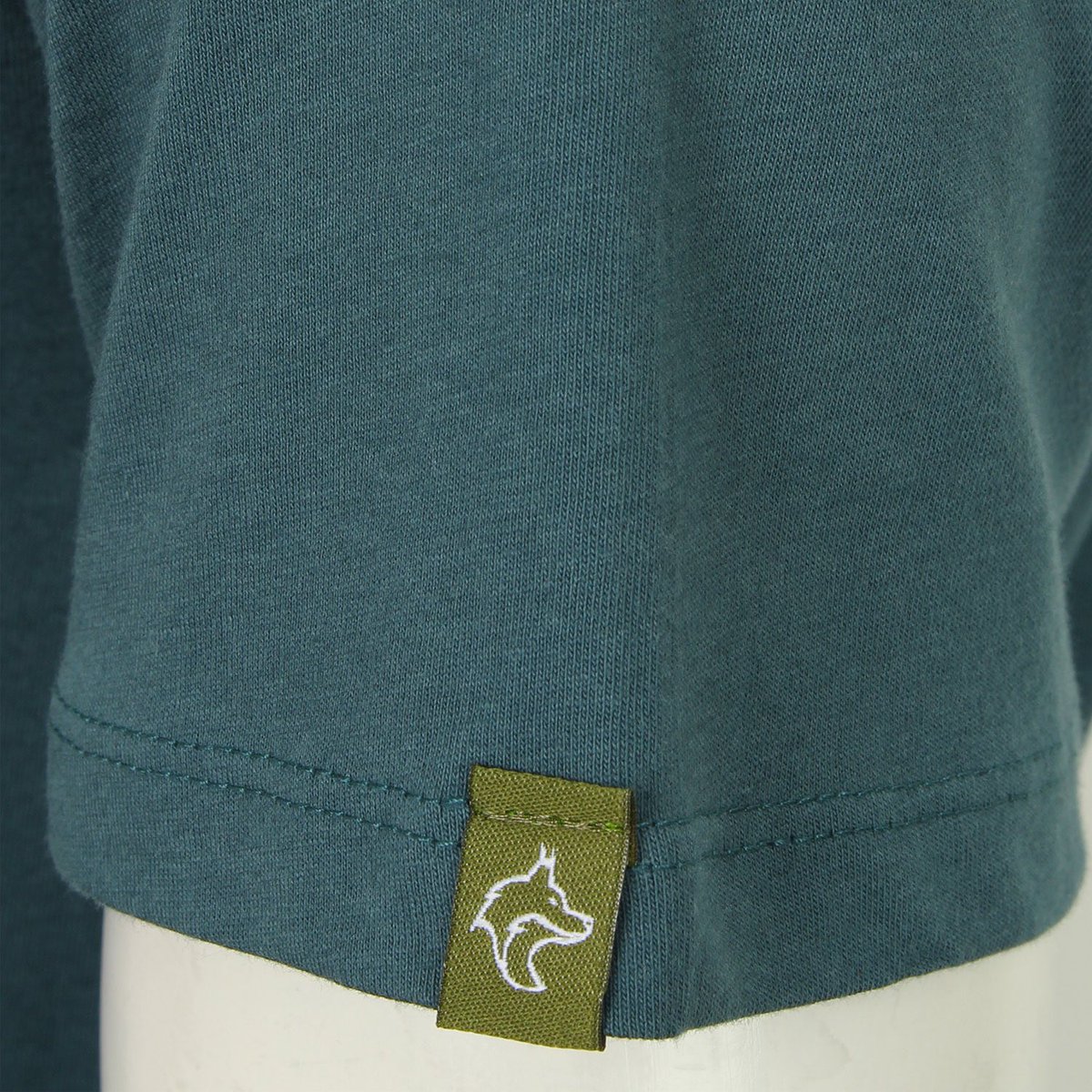 eco_wolfe's tweet photo. eco friendly organic t-shirt https://t.co/6wmAo1WuXH #organicclothing #ecowolfe #organictshirt #100percentcotton 
#ecofriendlybrand #Organicclothingbrand #sustainableclothing #cottontshirt #organiccotton #ecoclothing #ecobrand #ecofashion #ethicalclothing #ethicallymade https://t.co/pHmtt8QB5w