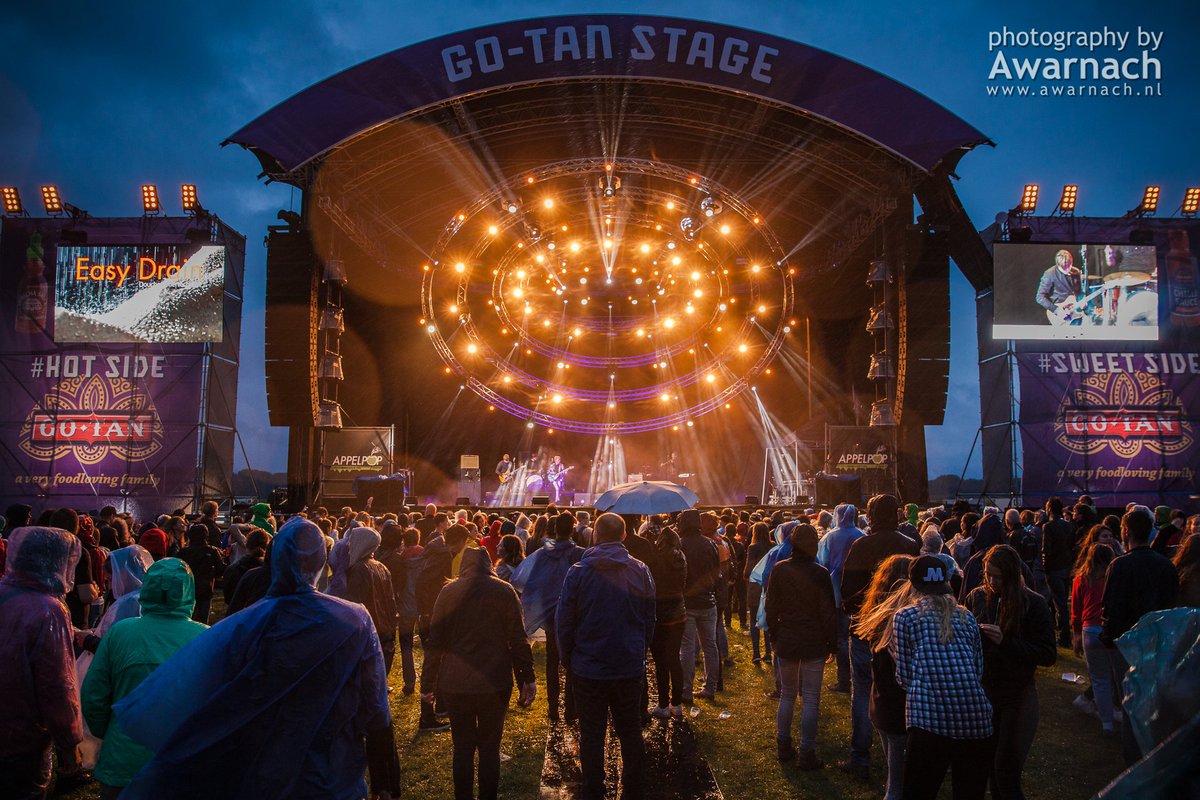 awarnach's tweet photo. Twee weken geleden mocht ik fotograferen bij @OutdoorStereoNL en @JordaanFestijn . Komend weekend is het weer tijd voor @appelpop #zinin https://t.co/YtLp8bE51y https://t.co/mN9vZ5HW2C