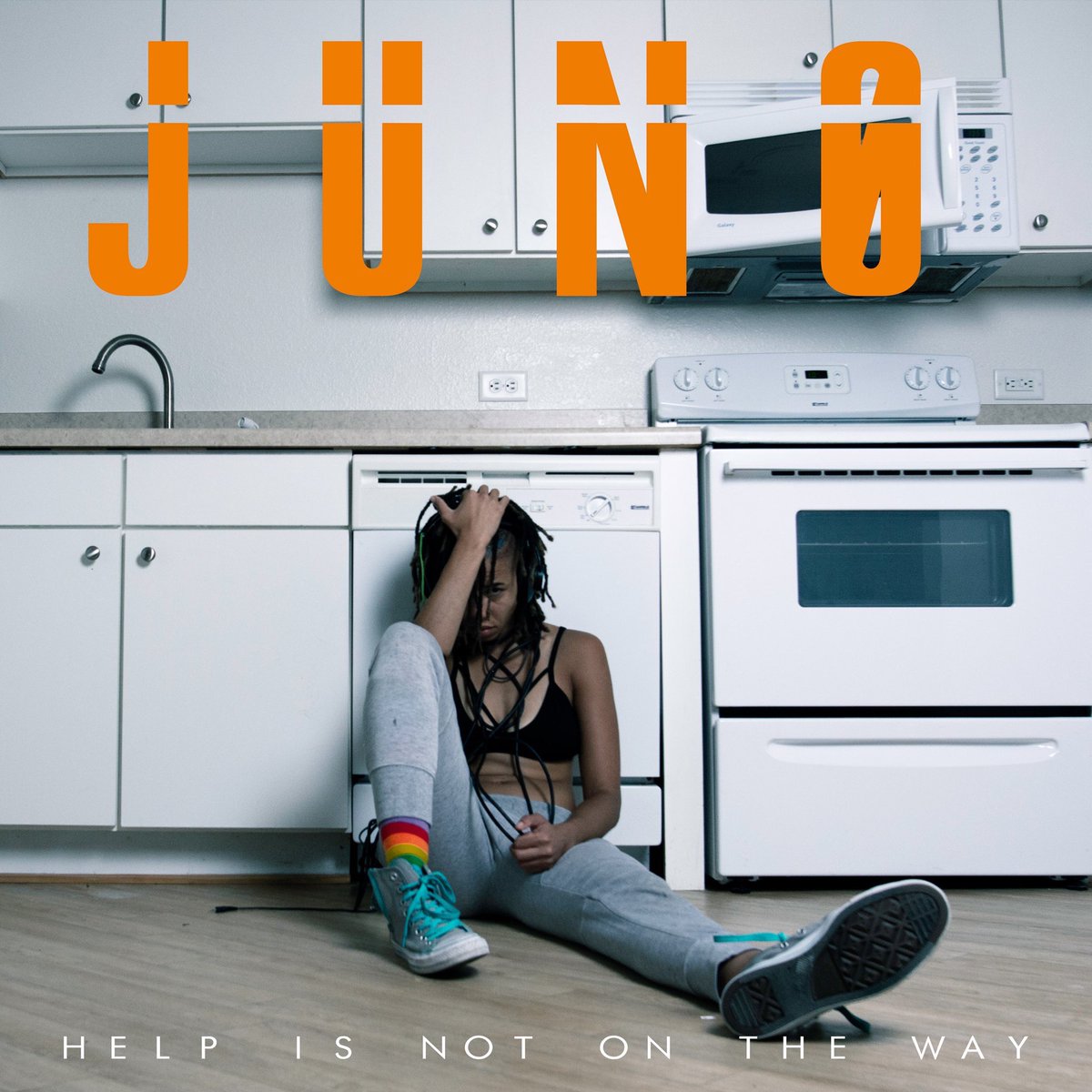 DailyAshleeJuno's tweet photo. are you guys ready?!?!?! 10-27-18 #HelpIsNotOnTheWay https://t.co/DonvPKl7Ak