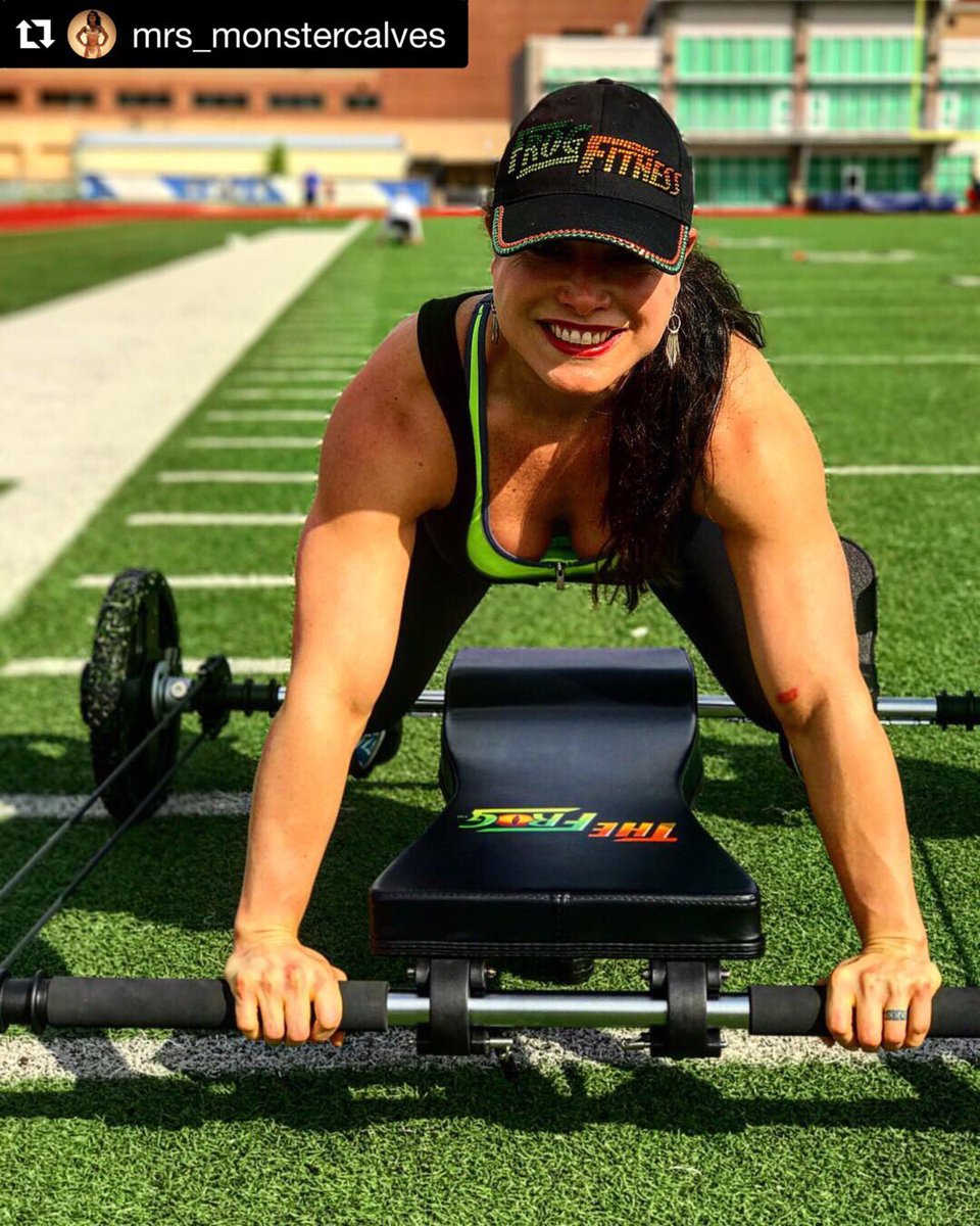 TrainFrogFit's tweet photo. #Repost @mrs_monstercalves πΈπΈ
γ»γ»γ»
The Frog!!!!!! Excellent strength and conditioning!!! Don't have one? Get one! #frog #frogfitness #frogtip #fitness #fit #fitover40 #npc #npcfigure #igfit #igfitness #instafit #sports #fitspo https://t.co/vPLqWZAU5c