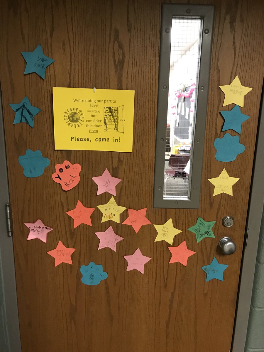 Tamhicks10's tweet photo. STUDENTS leave kind notes of encouragement on their buddy classroom’s door!!! It was so incredibly cute watching the first graders giggle as they took their stars and placed them on the door. We ❤️ our school!!! #Bekind21 #modeliskind @BTWFoundation @ModelElementary https://t.co/uLObCBgu3U