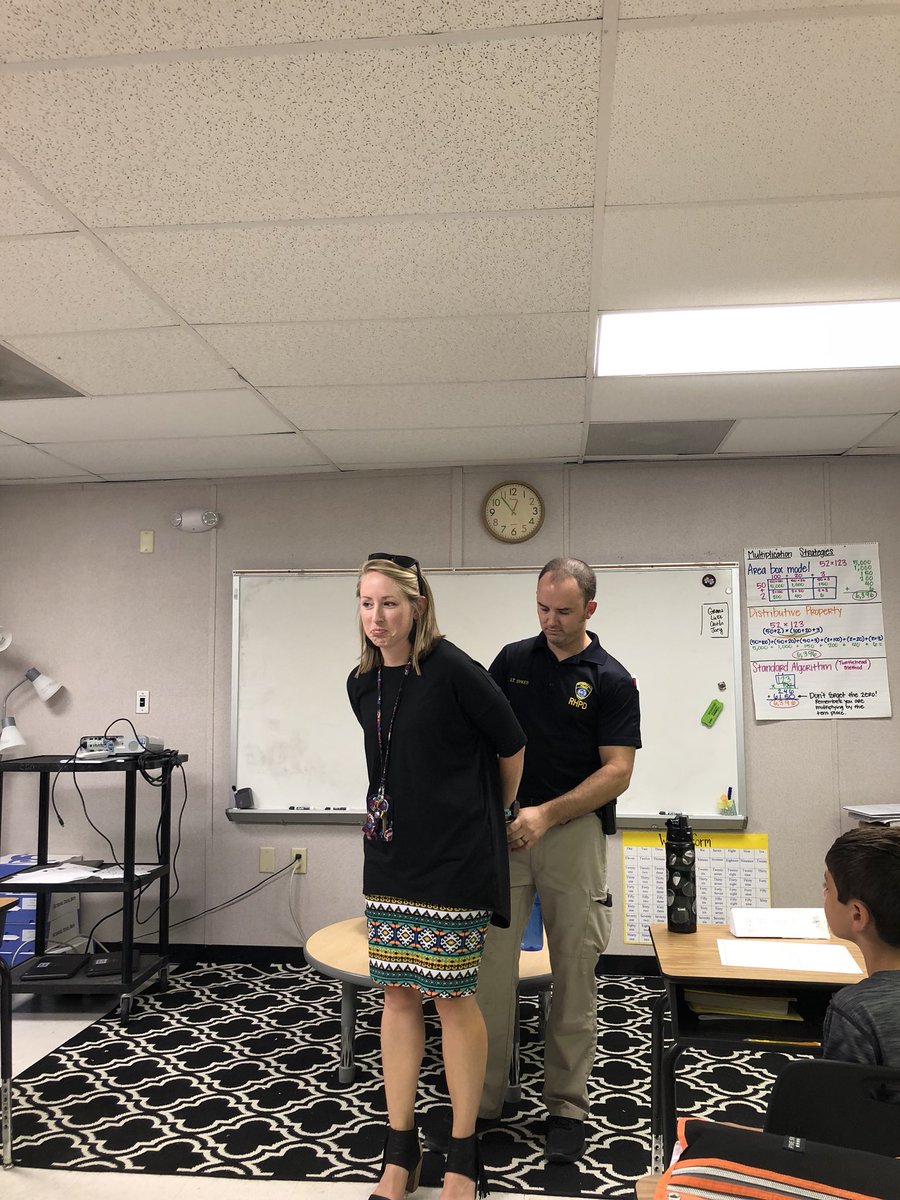 amypeters06's tweet photo. Today, I was arrested and my students loved it! 😋 Huge shout out to @AlexysSykes for recruiting her husband, Brad Sykes, to come talk to our students about due process. #MESrocks #rightsandresponsibilities #ididntdoit https://t.co/seZkfHHnhi