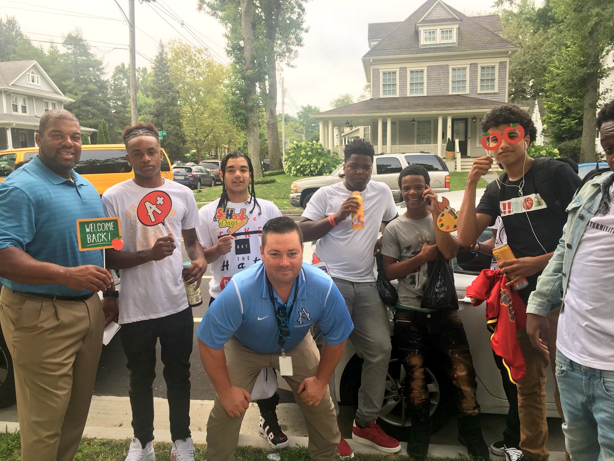 Itsjustneicy's tweet image. As we build a brighter future for our students and this community, we must do it with purpose passion and performance.  Let’s go Blue!  2018-2019 #notbychance #NextLevelAPSD  @Asbury_ParkSD @sunshine1018