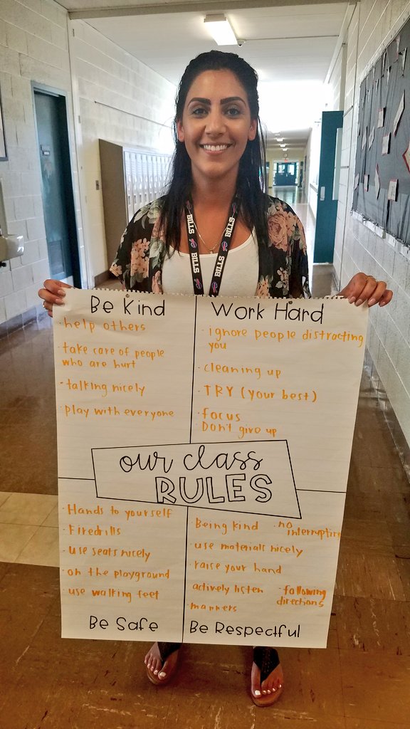 MissY3rdHC's tweet photo. @freda_shatara makes the best anchor charts. Isn't this one perfect? #besthandwriting https://t.co/GzTsZvFwE7