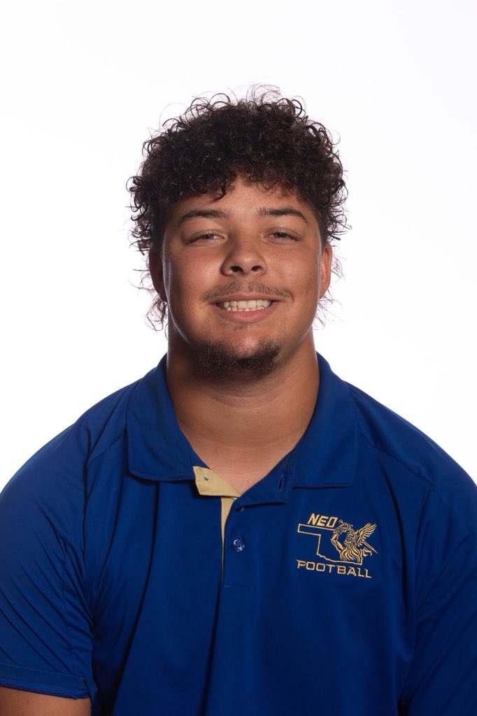 Norsemen_FB's tweet photo. Our Defensive LOOK SQUAD player of the week: Jalen Barnes, FR, LB from Yukon, Ok!! #StayGolden https://t.co/MkziMzAO4N