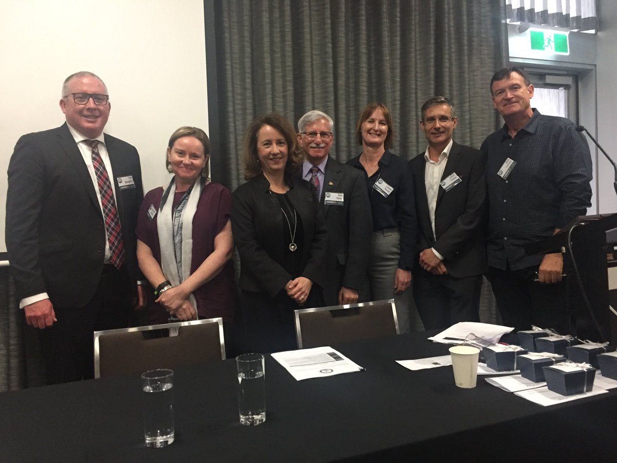 DrJackiSmall's tweet photo. Medical specialist Colleges improving training for intellectual and developmental disability. Vital component for reducing health inequities. #AADDM18 #improvehealthPWID https://t.co/qPJIYDu1Om