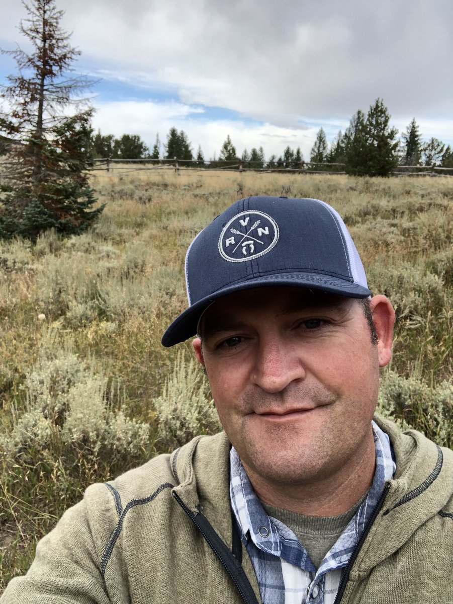 BillsWilliams's tweet photo. Wyoming Mountains represent!  @RavenBrandInc #nebraskanative #CaliBraska https://t.co/uy4P4pWvMC