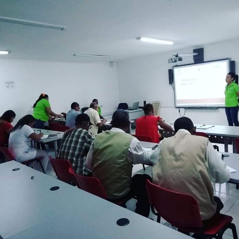 ipsipalaimapic's tweet photo. La IPSI Palaima como operador del Plan de Salud Pública de Intervenciones Colectivas (PIC) de la Alcaldía Distrital de Riohacha dictó un taller a líderes, presidentes de la Junta de Acción Comunal, IPS y EPS sobre la prevención de enfermedades hídricas y alimentarias. https://t.co/RjTQ3bwA7f
