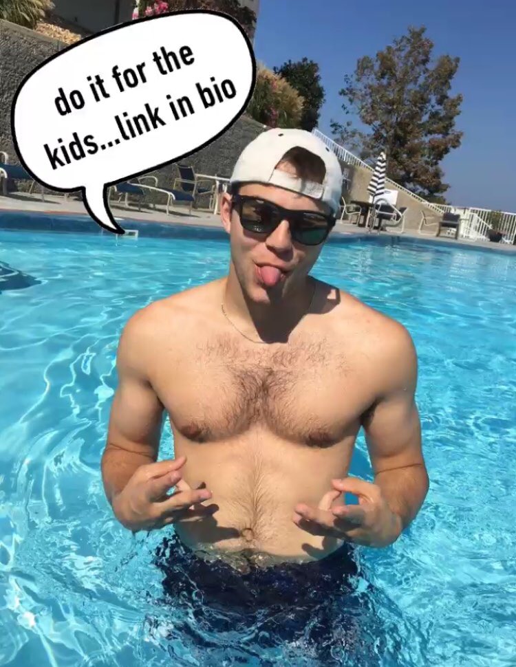 MakeAWishBBQ's tweet photo. “@dddzzzaaannnaaa would you consider joining me for a fine evening out on the town? $50 to Make-A-Wish if you say yes” -Austin Huels, FIJI (picture below attached for reference) https://t.co/y0XJZeeGqs