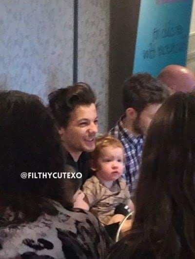 Louisloves12334's tweet photo. 😍 https://t.co/CGEITdrkvy