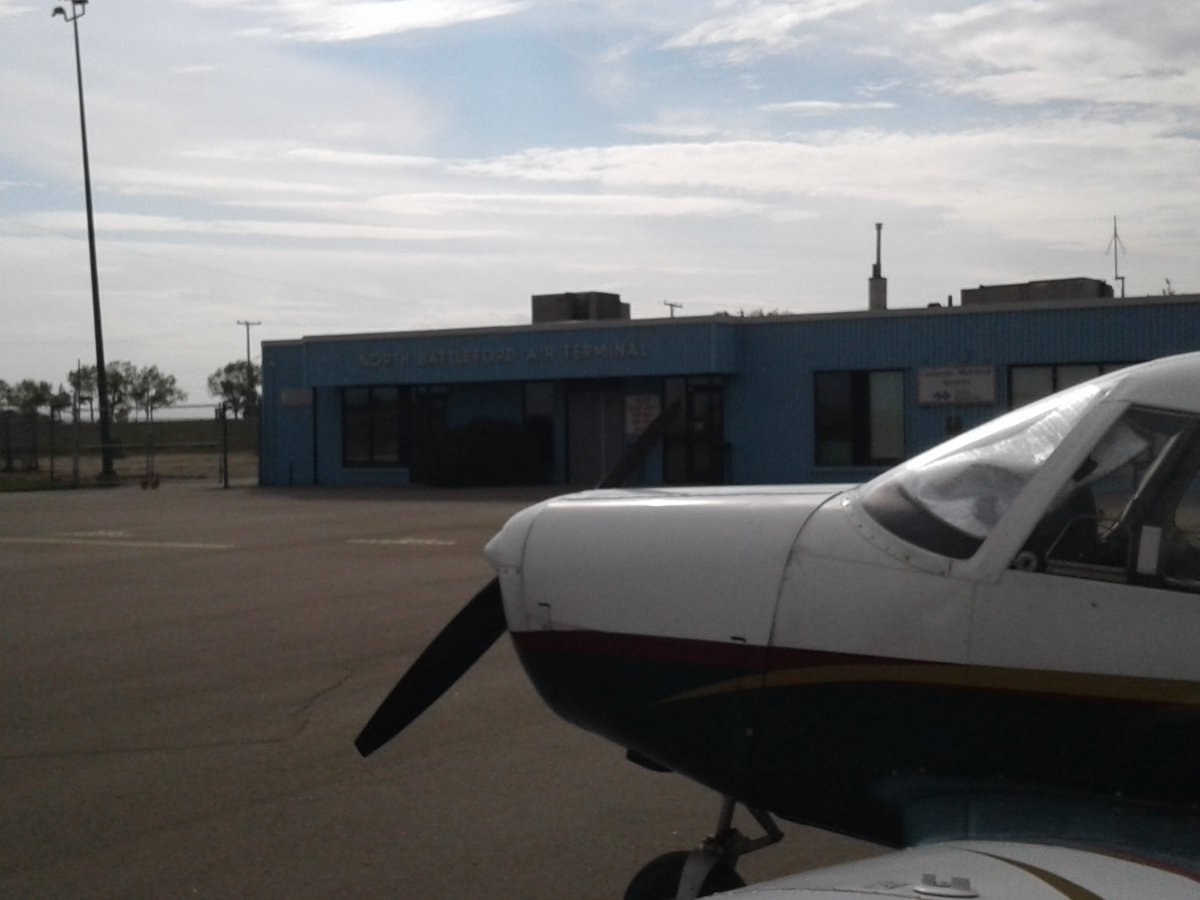FlyCanada150's tweet photo. Very windy day in North Battleford SO airport #51 of 150+1 #FlyCanada150 @HopeAir https://t.co/aCXEEllkKT