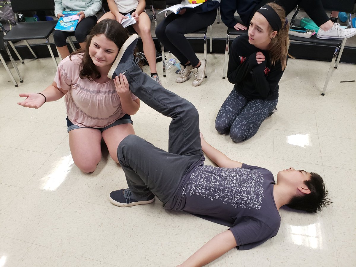 musicgeekchic's tweet photo. I can't make out a heartbeat!
Having lots of fun with @D45Jackson drama. #d45Learn4Life #LittleMermaid #FirstAidFail #acting https://t.co/aDWOEieKJP
