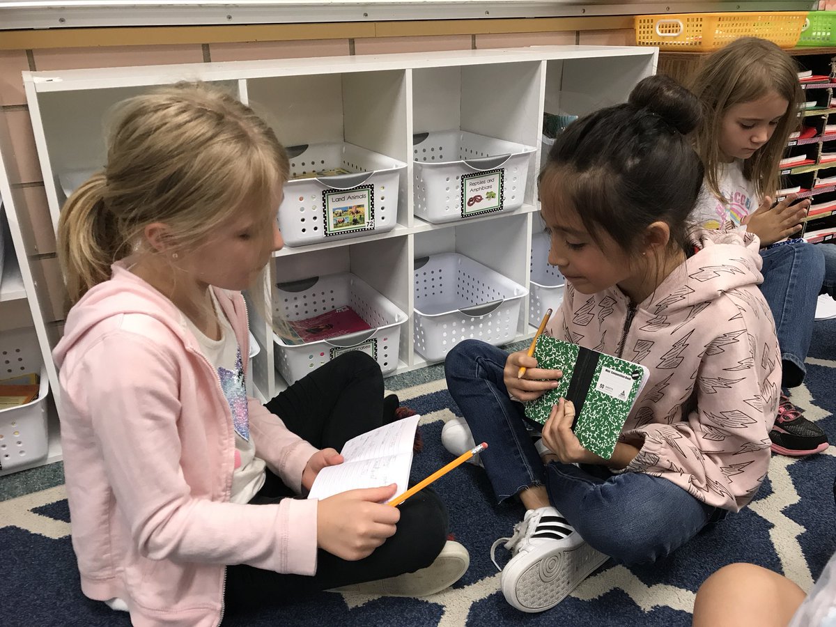 MrsWeller64's tweet photo. We are collaborating on our potential writing  ideas that are in our  “tiny topics notepads”  during Writing Workshop. #engagedD64 #D64smiles #Franklin64 https://t.co/HM4HG6qdrk