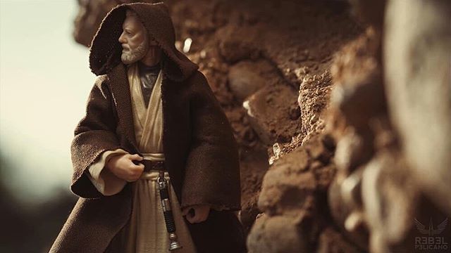 StarWarsTBS's tweet photo. By now most of you who follow this page will know my bias toward ‘Ben’ Kenobi and my inability to scroll past a great Kenobi pic without sharing it... if you weren’t aware let this @rebelpelicano shot your first lesson... 😉
💥👌🏻💥
#benkenobi #kenob… https://t.co/J72cmuWpgW https://t.co/dZw5uPzt2A