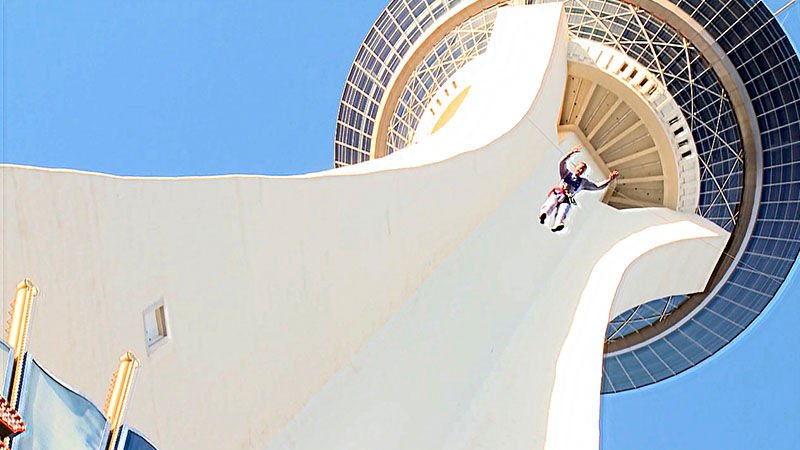 Vegaster702's tweet photo. @LVStratosphere - The Tallest Destination on the #Vegas #Strip. #Thrill #Rides #Fun #Travel https://t.co/BlqthgyAK6 https://t.co/rZTS3aRCaj