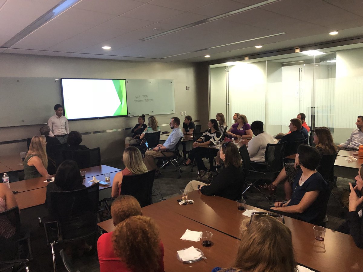 Happening live here at <a href="/LouTechLadies/">LouTechLadies</a>. <a href="/HappyBongo19/">Felicity Bongo</a> is helping improve the requirement world of IT one talk at a time. 😎👩‍💻 #LifeatHMB #techlifeLOU