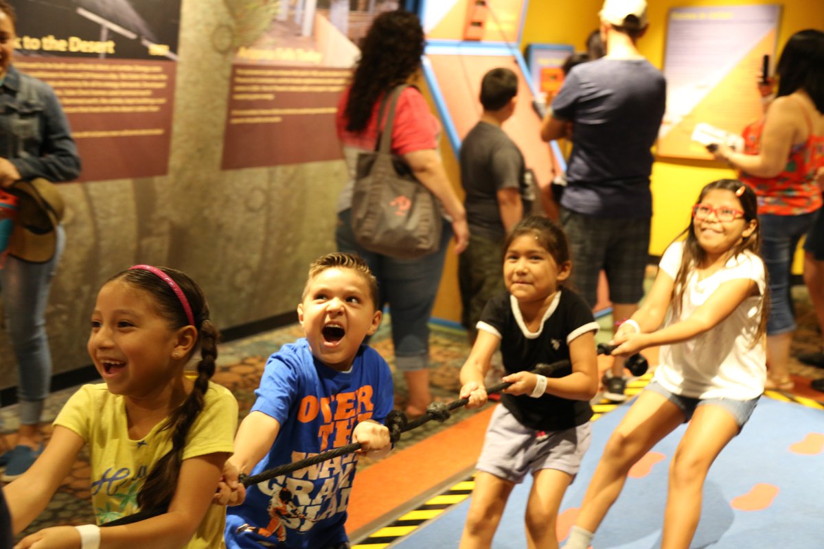 azsciencecenter's tweet photo. #Free general admission is just 2 days away. #FrysFreeWeekend starts Sept. 8 at 8:30 a.m. @FrysFoodStores
π¬ 300+ hands-on exhibits & science demons
π $5 activities: Evans Family SkyCylce, Dorrance Planetarium & Irene P. Flinn Theater
ποΈ Register now: https://t.co/zKMcWINWVF https://t.co/xxRmNDnc9R