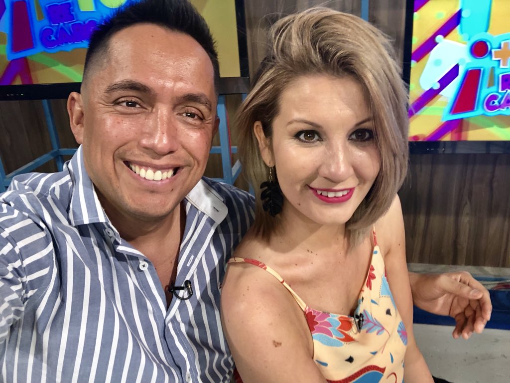 uruena_gonzalo's tweet photo. Excelente día @Mas10Recargado @canal10tucuman1 gran equipo #tv https://t.co/IEeaVgsRqY