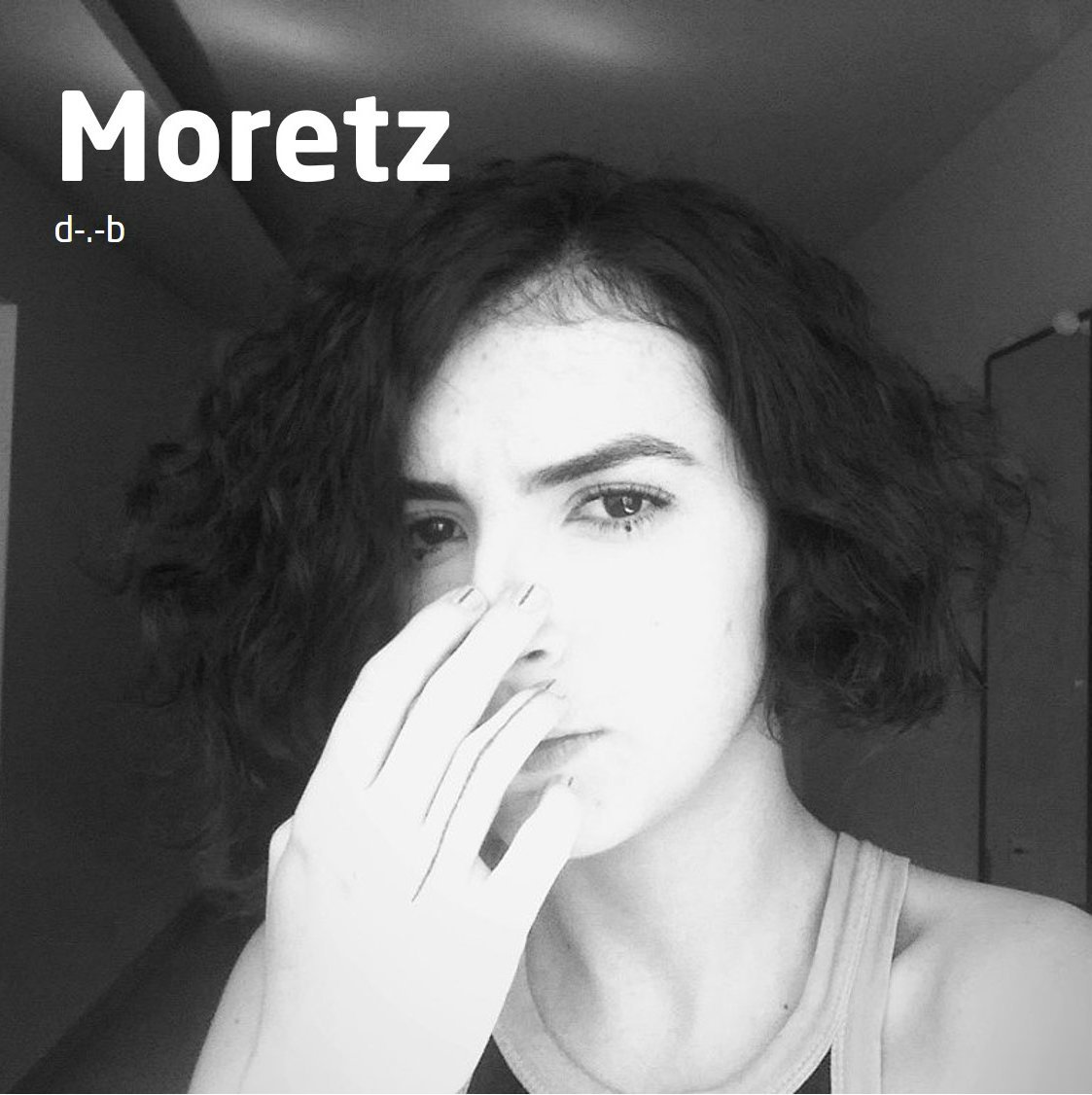 deep_beep's tweet photo. @claramoretz traz entusiasmo, frescor e "um set de breakbeat house, gênero no qual ando pirando muito ultimamente, embalar pro Hip House, e depois para a Disco!" https://t.co/Ai6DMPq8h9 https://t.co/37mNtnfTa7