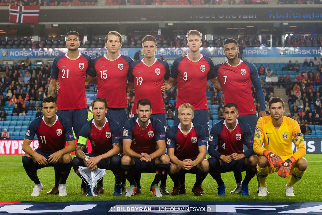 Stort å spille på Ullevål igjen og stolt av å være en del av dette laget -⚽️⚽️🇳🇴🇳🇴#sterkeresammen