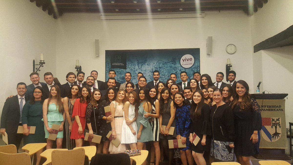 MxDerechoUP's tweet photo. Felicidades a los alumnos de 6to semestre por su #PasodelEcuador sigan caminando hacía la meta. #SomosDerechoUP #OrgulloUP https://t.co/Dslp6VBJyi