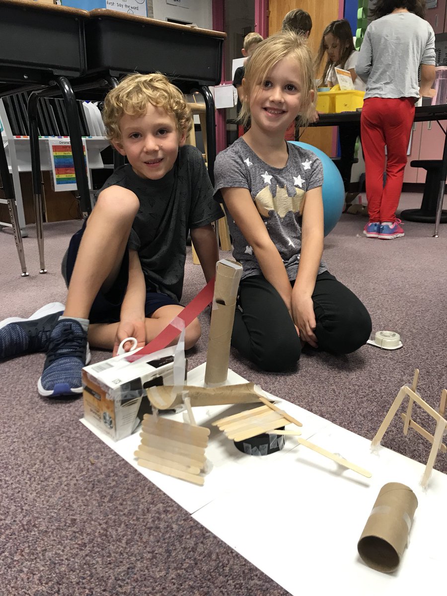 soaringin2nd's tweet image. Our amazing paper playgrounds! We incorporated ramps, levers, and other simple machines into our designs. #playgroundscience #firstgrade #rooneyranch @RoaryRR @JeffcoSchoolsCo