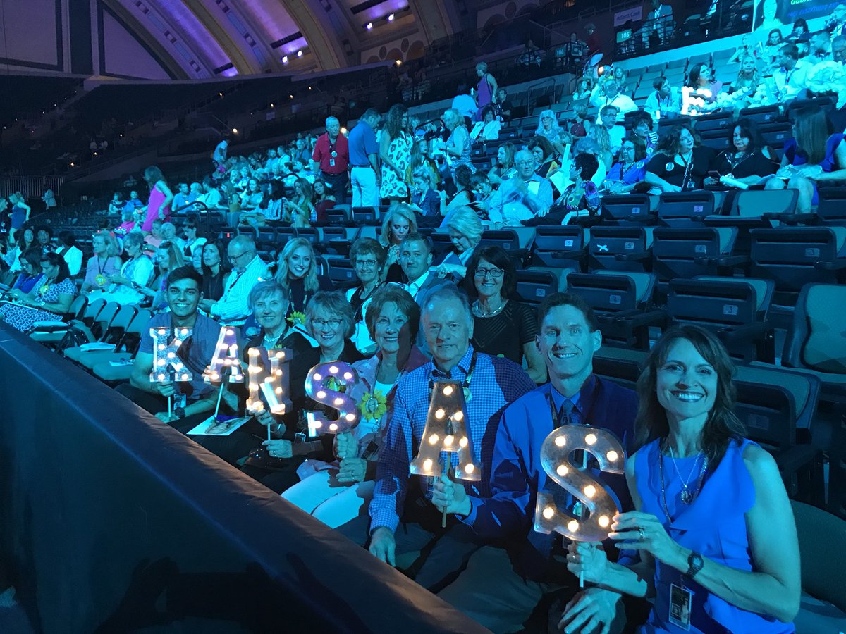 presglanzer's tweet photo. Live from Atlantic City. @TaborCollege at the Miss America Pageant. Good Luck @hannklaas https://t.co/8aRnohCnrU