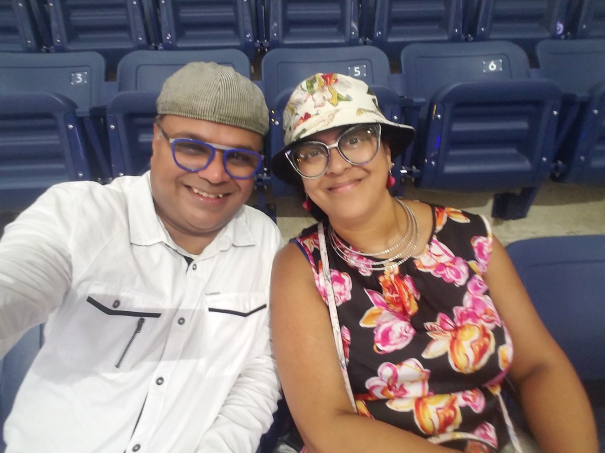 Watson AI algorithm, pick us for free final tickets... #ibmsports