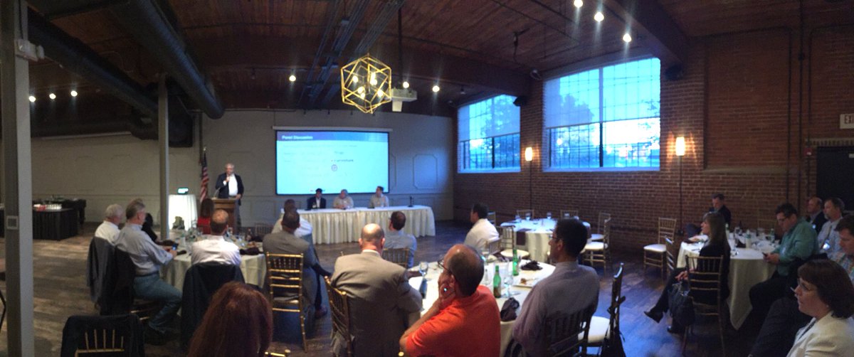 DaidreFanis's tweet photo. Technology  Leaders giving back and networking at our Q3 SIM Charlotte quarterly meeting.  Tremendous organization - come join us!  @SIMCharlotteReg https://t.co/CHR51Pw7BA