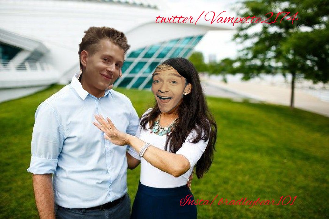 Remeber when @TheVampsJames @TheVampsJames proposed to @TheVampsCon my jonnor heart still swells at the picture❤ @WaddySolomon @TheVampsband @JoeManager @TheVampsTristan @KirstieBrittain @Kellyanneball @sophieemcvey @simonz737