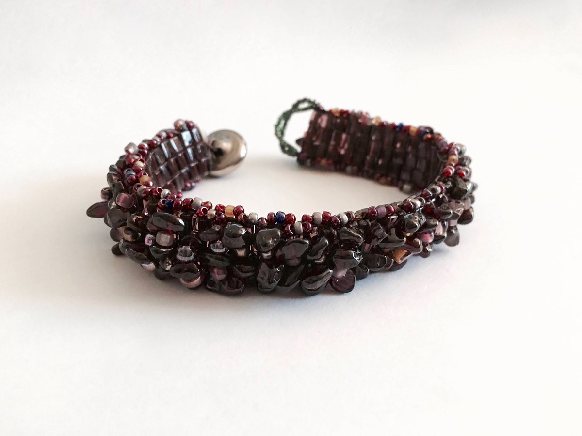 MartysAttic's tweet photo. Excited to share this item from my #etsy shop: Vintage Garnet Beaded 7" Bracelet with Toggle Type Clasp, Deep Garnet Red Bracelet, Elegant, Sparkling, Deep Wine Colored Beaded Bracelet https://t.co/f2L06uiFG6 https://t.co/rBkxgT0q0q