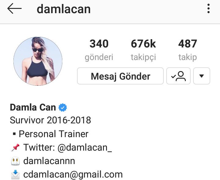 Canan88747138's tweet photo. Hangi gerizekalılar spam atıp duruyor ya. Kızın takipçisi sürekli düşüyor 😡 https://t.co/bxZIHNuNda