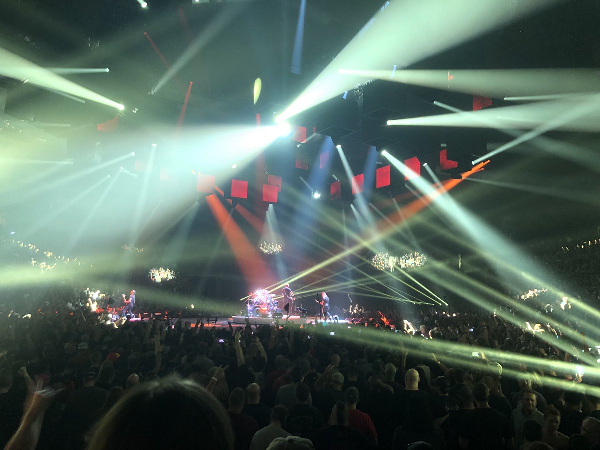 tntradioempire's tweet photo. Yeah, so @Metallica kicked ALL the asses. #MetInNebraska https://t.co/Tt2C9alRyj