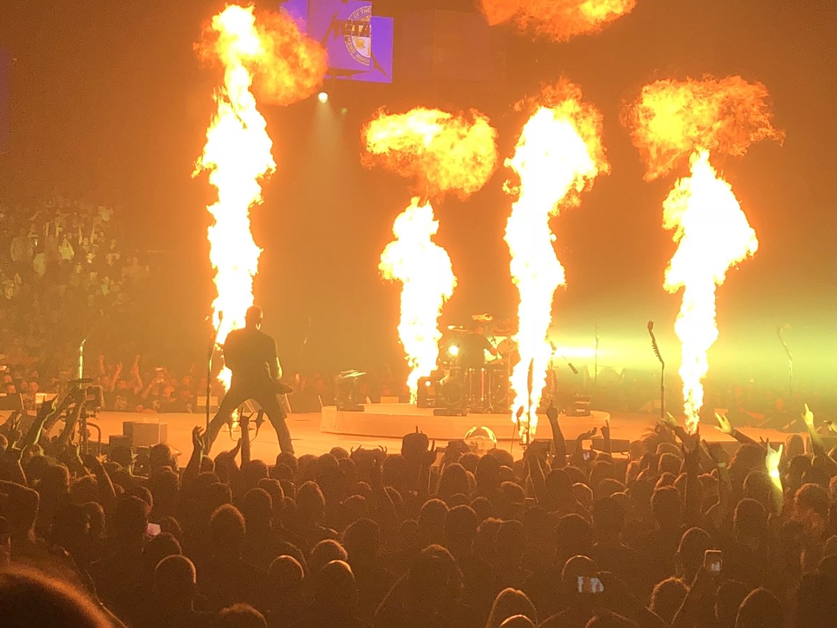 tntradioempire's tweet photo. Yeah, so @Metallica kicked ALL the asses. #MetInNebraska https://t.co/Tt2C9alRyj