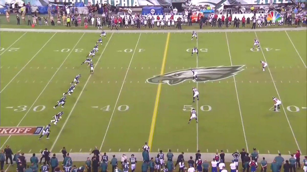 CBSSports's tweet photo. OFFICIALLY BACK. https://t.co/gz56JZZ6Gd