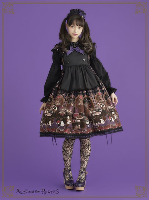 ☆A/P入荷情報☆】ミセス・ハロウィンアップルの奇妙な晩餐会柄JSKⅡ