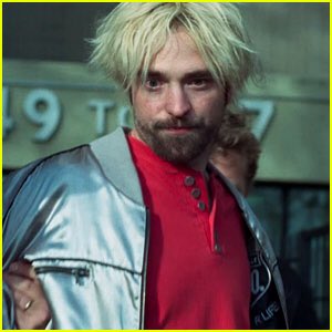 Z5cathy's tweet photo. This quote seems to represent Rob’s brave, challenging career path.  #RobertPattinson   #scifi  #crime  #westerncomedy https://t.co/jjhMD3lZdX