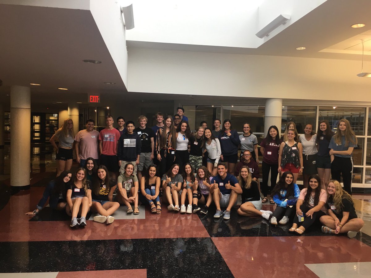 Welcome to our newest 10th-12th grade Seaholm Maples!! Thanks to our New Student Welcome Group too!! ⁦<a href="/BirminghamPS/">Birmingham Schools</a>⁩ ⁦<a href="/seaholmhs/">Ernest Seaholm</a>⁩ 😊🍁🍁🍁
