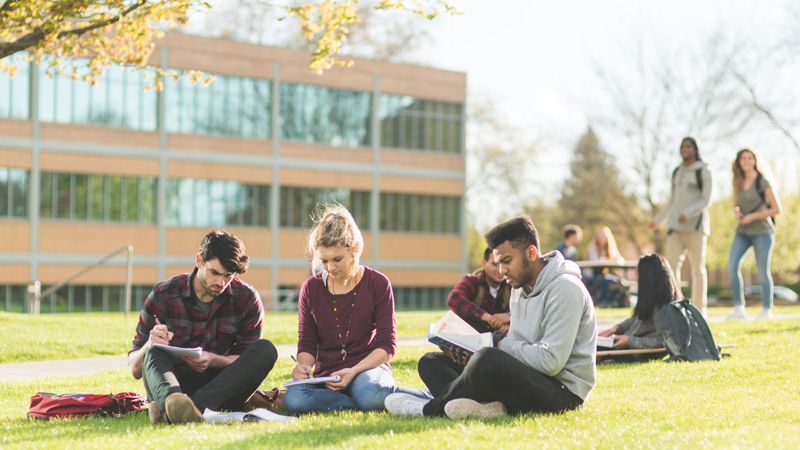 sanmar_corp's tweet photo. #TBT Learn how to capture college and university sales on SanMar U's #FabricBlog. https://t.co/AXyR6fnC4z https://t.co/AQEYr4YJw7