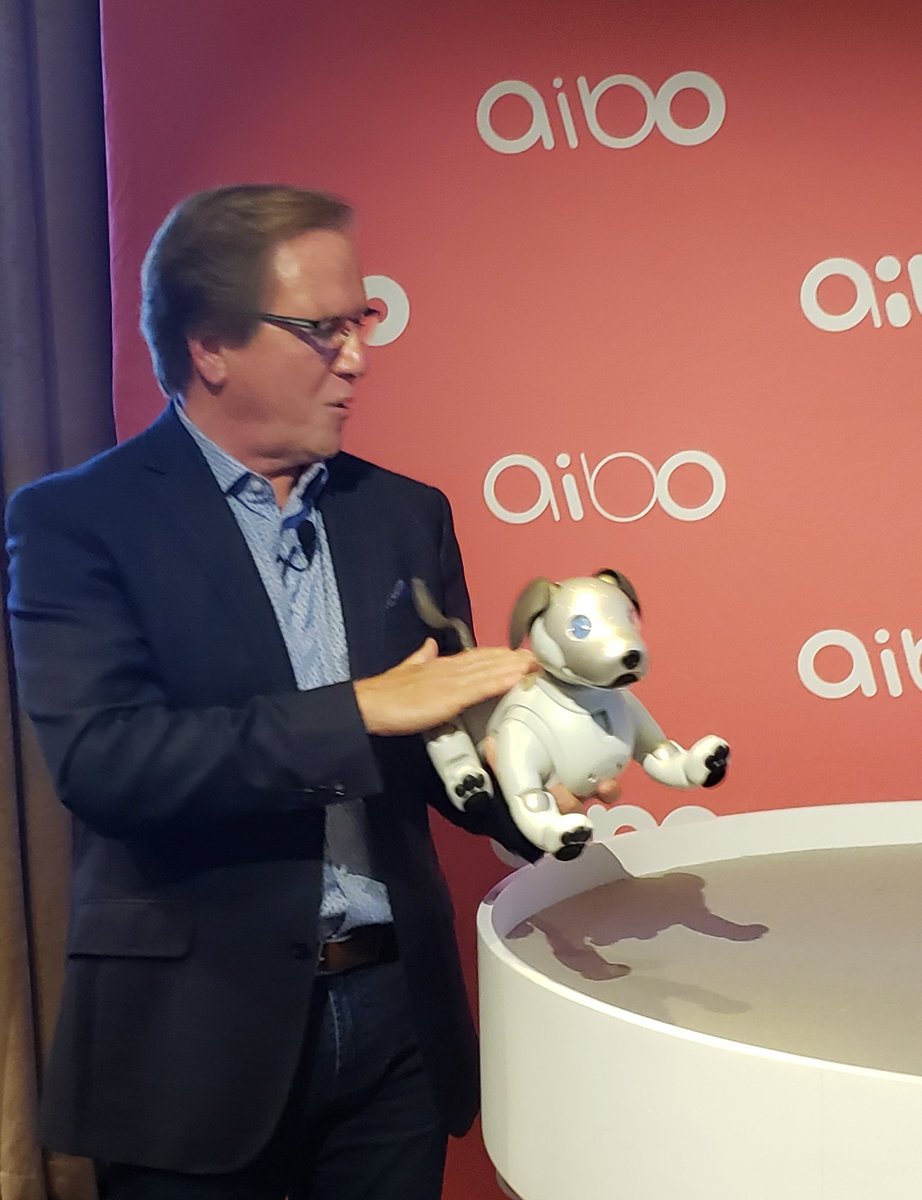 HildaEsq's tweet photo. Did you know: @SonyElectronics does/makes more than home/consumer electronics? They have a host of #AI products with education, coding, VR, and robotics crossovers. They've worked with @Qualcomm and my alma mater @AmericanU among others! #NowYouKnowSony https://t.co/5Var7ieLEd