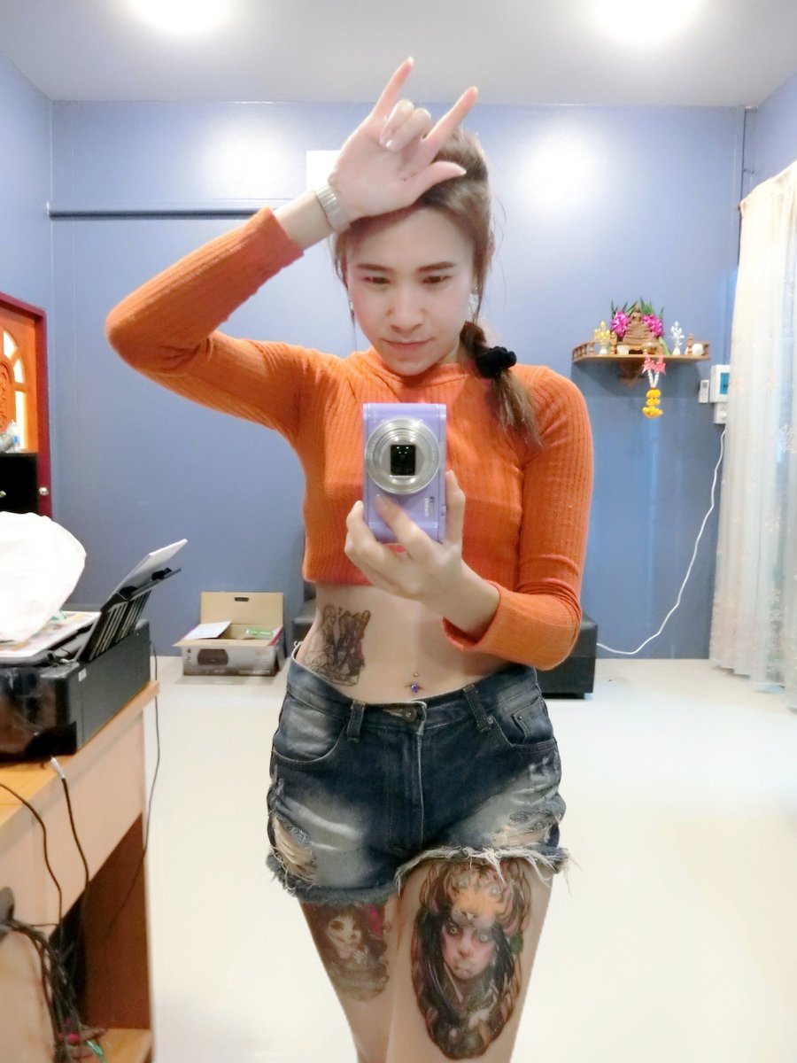 JTapniam's tweet photo. จากที่หานไปนานกลับมาแล้วคร่าา
'เอ็นจอยคนเดิมเพิ่มเติมคือรอยสัก'
#นิยมรอยสัก https://t.co/WQcr9LDF4P