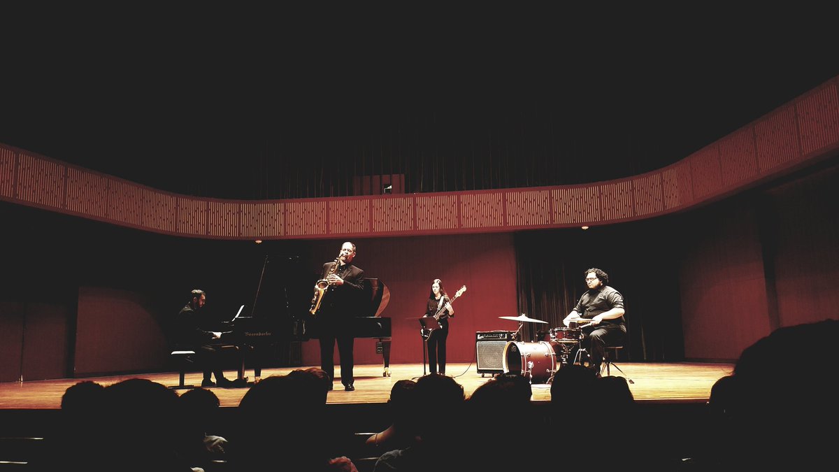 kkpsi_zk's tweet photo. Wow! Our faculty here is full of talented and passionate individuals. We are so fortunate to have teachers like them. https://t.co/rDB32eGa7d