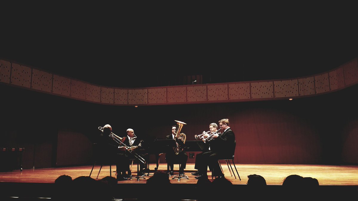 kkpsi_zk's tweet photo. Wow! Our faculty here is full of talented and passionate individuals. We are so fortunate to have teachers like them. https://t.co/rDB32eGa7d