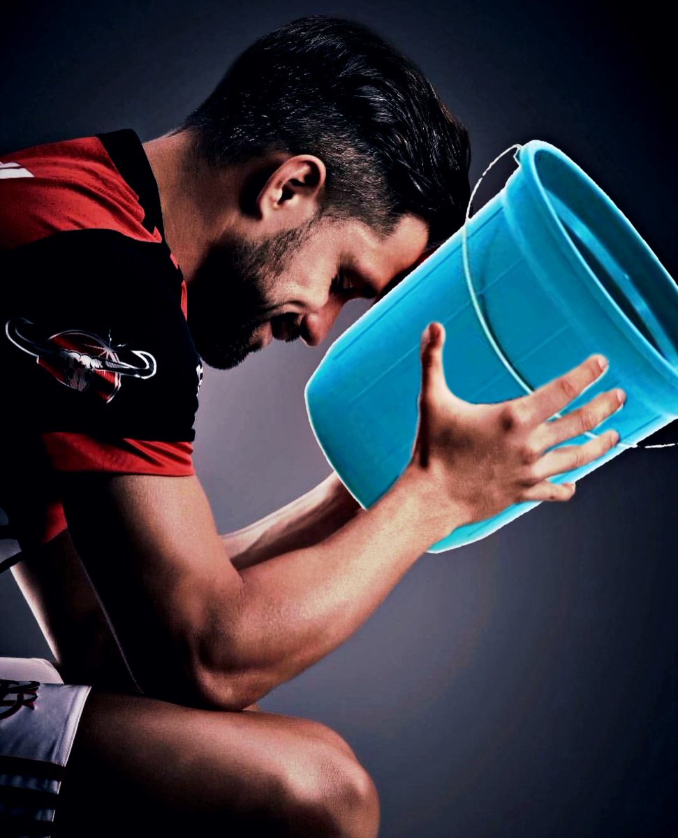 Gavea_com's tweet photo. Eu depois de um jogo do Flamengo // Eu no jogo seguinte do Flamengo https://t.co/6ykXnLfXKE