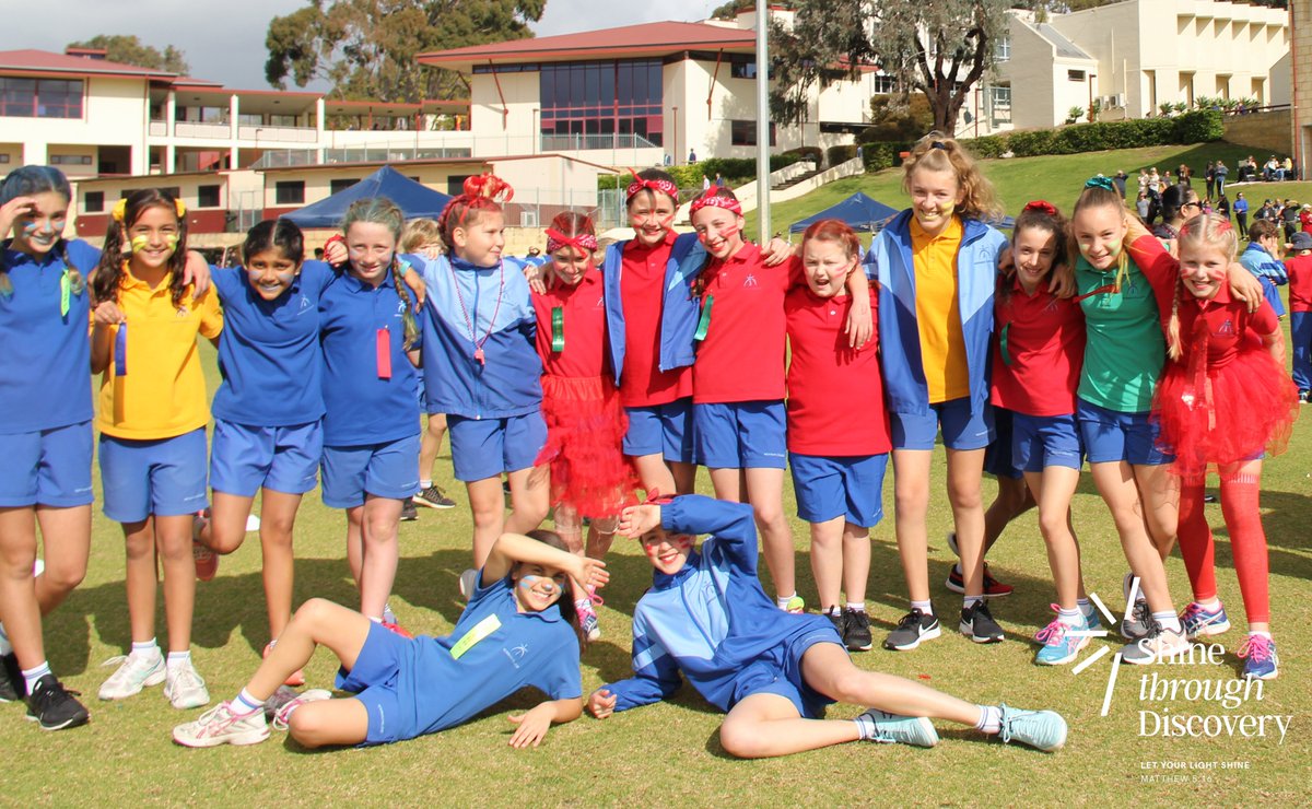 NewmanCollegeWA's tweet photo. Excellent to see so many students showing their #FactionSpirit today! #Celebrate
#shinethroughdiscovery #AthleticsCarnival #Sportsmanship #newmancollegesport @mitchxtgt @KWarchomij https://t.co/othoPeZRtf