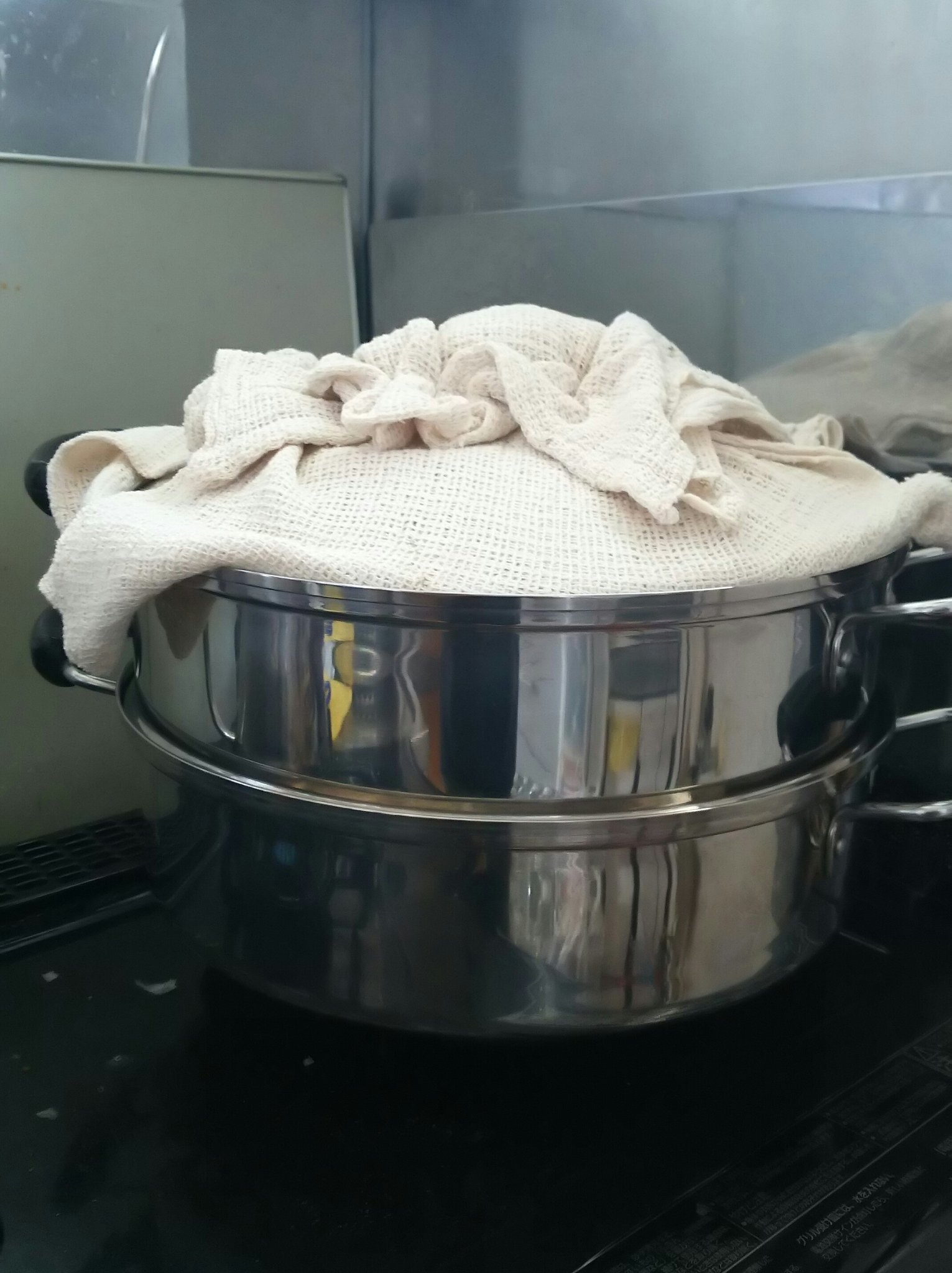 あくあ Shizu Konoのmama 停電時大活躍だったのがこの蒸し器とコンロについている魚を焼くグリル グリルはパンも焼けるし揚げ物系の冷凍食品はコレで調理できます 蒸し器はそれ以外の冷凍食品 冷凍ご飯を温めるのにも便利でした 電子レンジが使えなく