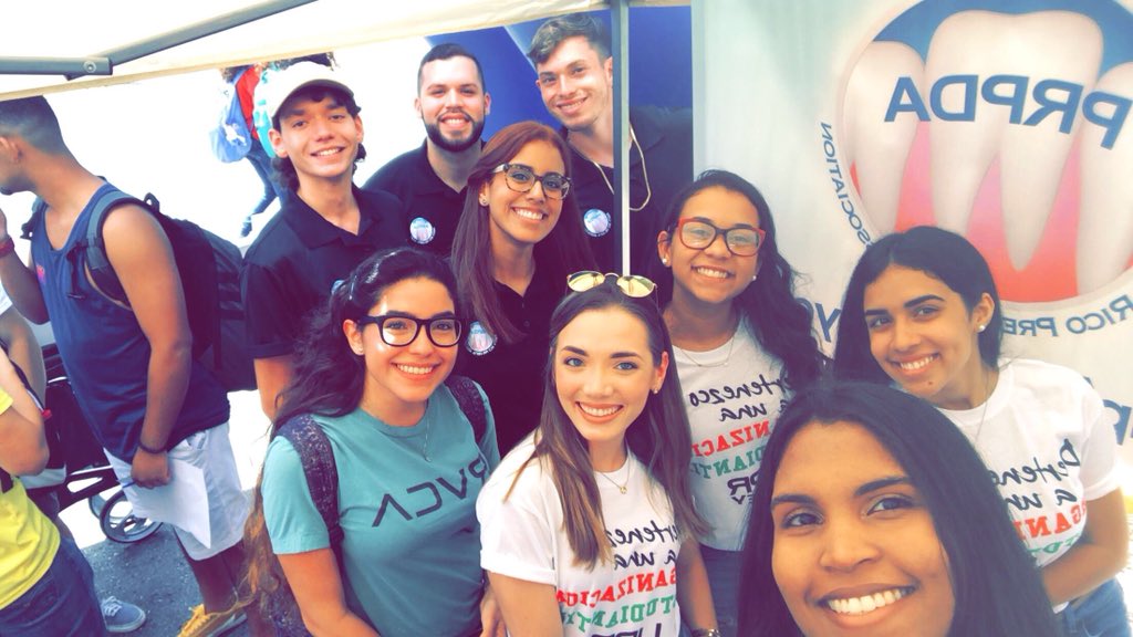 predentales's tweet photo. Feria de organizaciones estudiantiles 2018 🙌🏽🙌🏽
#predentales #prpda2018 #uprcayey https://t.co/IsKoF4nIka