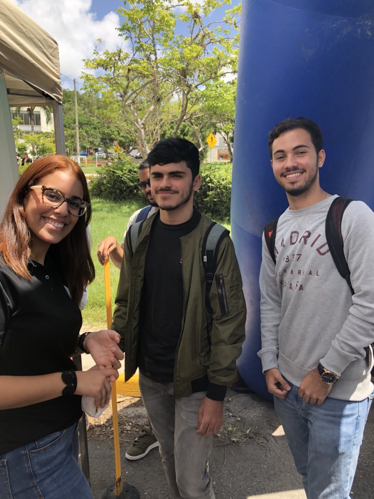 predentales's tweet photo. Feria de organizaciones estudiantiles 2018 🙌🏽🙌🏽
#predentales #prpda2018 #uprcayey https://t.co/IsKoF4nIka