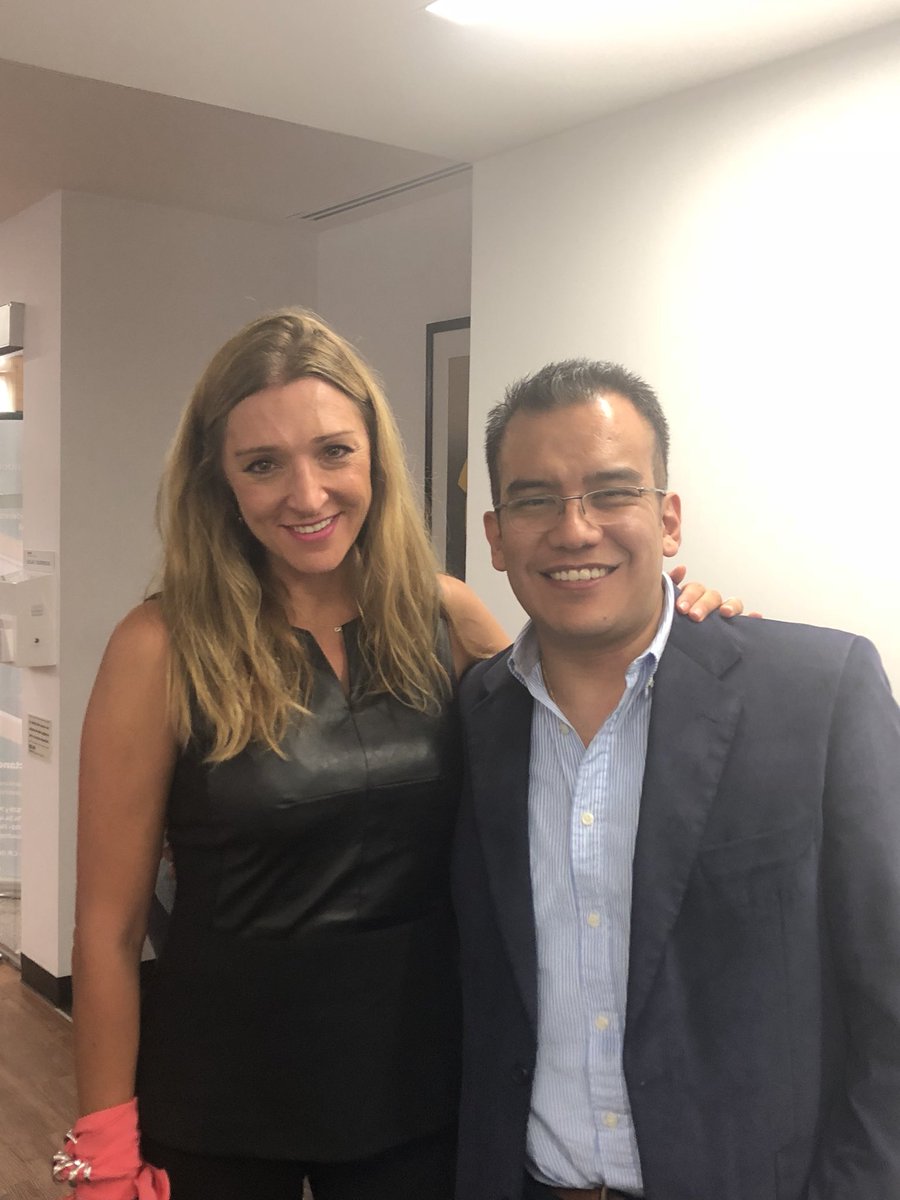 edgarfloto's tweet photo. Excelente plática de la #CEO de #BIVA (Bolsa Institucional de Valores MX) en #UDLAPJenkins @maria_ariza https://t.co/hebzgsDV2p