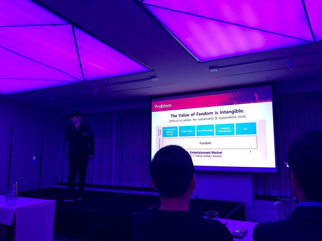 STAYGE_One's tweet photo. @mhbaeg and Nick are the best team members. ๐ The STAYGE is cheering in Korea.๐๐
-
#STAYGE #STAYGE_One #BestTeam #ICON #SF https://t.co/AIjtJl593U